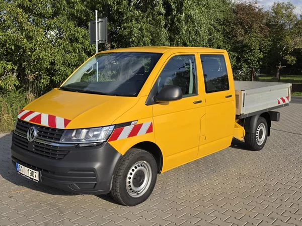 Volkswagen Transporter T6 2.0TDi 81kW*6MÍST*AC*1.MAJ*