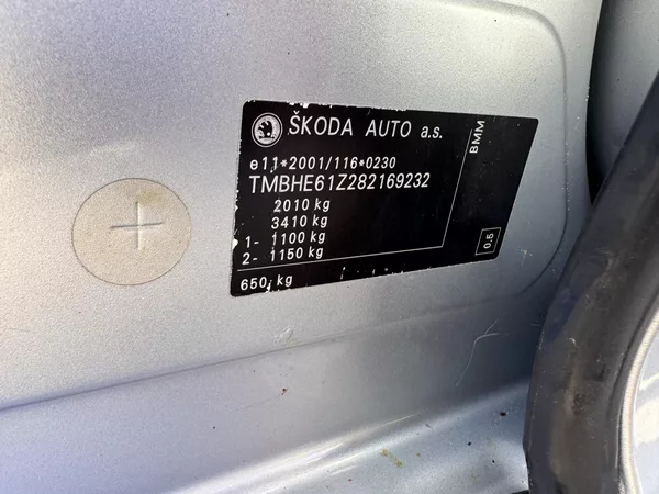 Škoda Octavia 2.0TDI 103Kw Ambition - foto 12