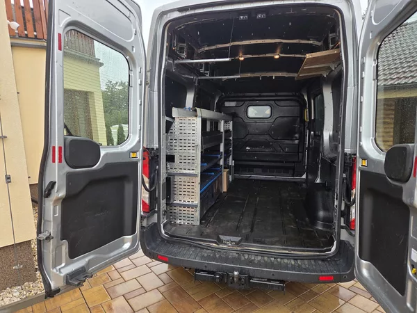 Ford Transit 2.2TDCI 114kW L2H3 - foto 12