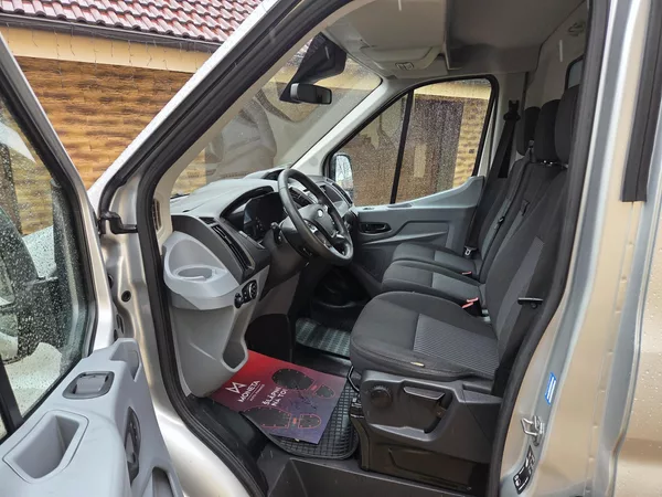 Ford Transit 2.2TDCI 114kW L2H3 - foto 17