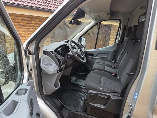 Ford Transit 2.2TDCI 114kW L2H3 - foto 18