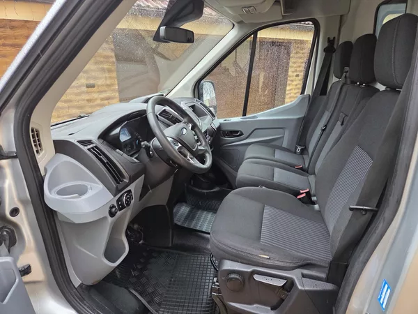 Ford Transit 2.2TDCI 114kW L2H3 - foto 19