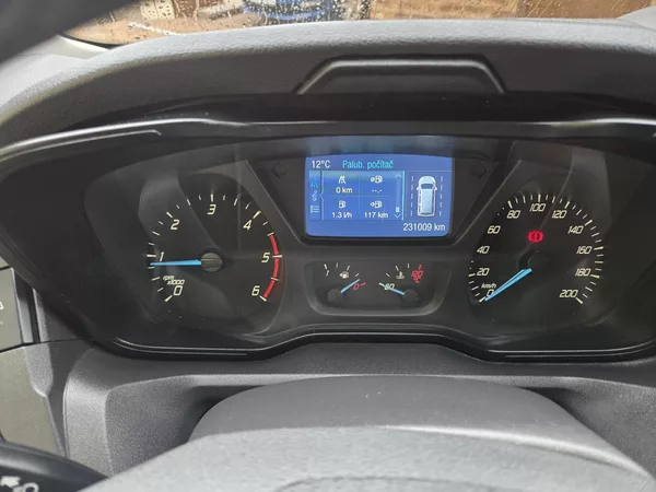Ford Transit 2.2TDCI 114kW L2H3 - foto 28