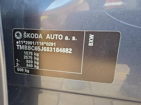 Škoda Fabia II 1.4i 16V AMBIENTE*TEMPOMAT* - foto 41