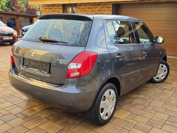 Škoda Fabia II 1.4i 16V AMBIENTE*TEMPOMAT* - foto 5