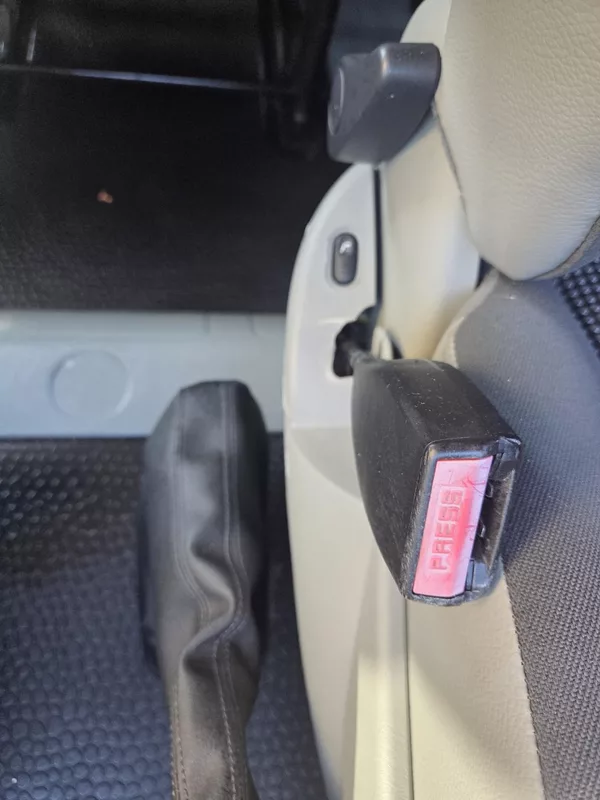Opel Vivaro 2.0CDTI 84kw 8Míst - foto 12