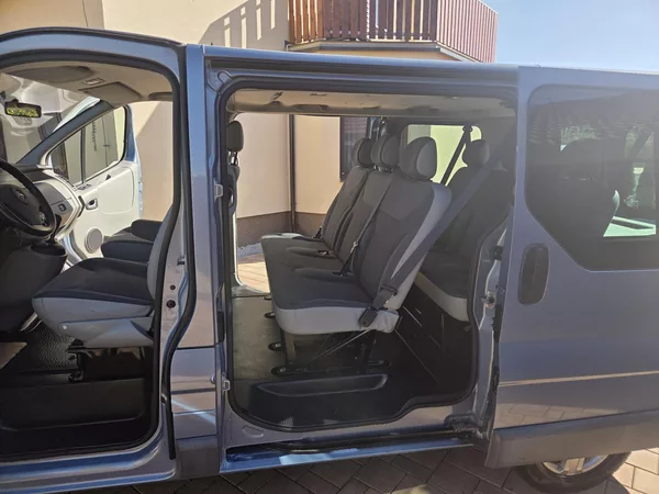 Opel Vivaro 2.0CDTI 84kw 8Míst - foto 30