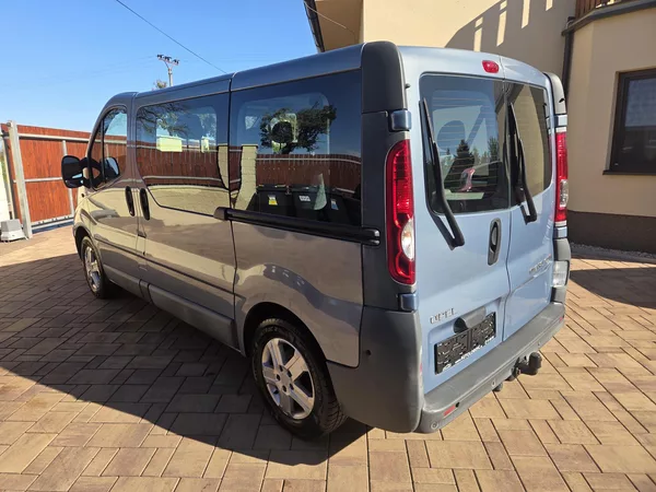 Opel Vivaro 2.0CDTI 84kw 8Míst - foto 5