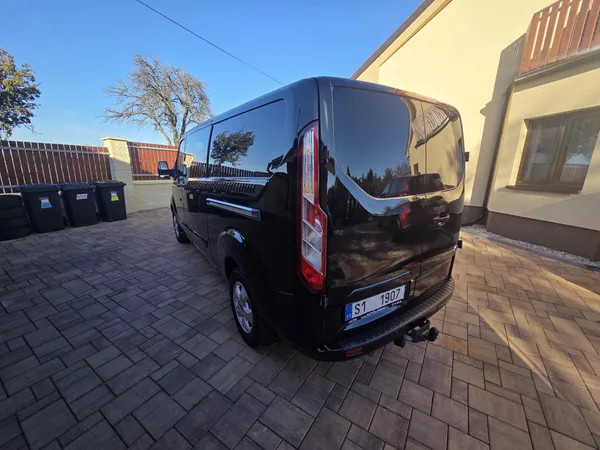 Ford Transit Custom 2.2TDCI L2 114kw 6míst - foto 10