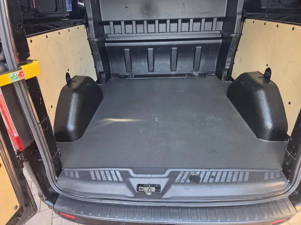 Ford Transit Custom 2.2TDCI L2 114kw 6míst - foto 17