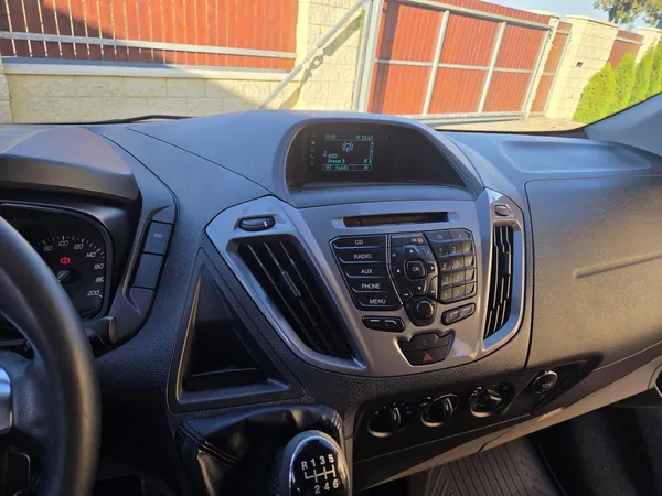 Ford Transit Custom 2.2TDCI L2 114kw 6míst - foto 32