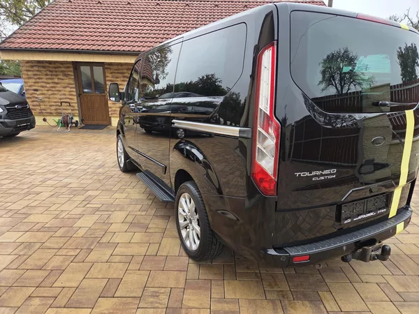 Ford Tourneo Custom 2.2 TDCI 92KW 9Mist - foto 11