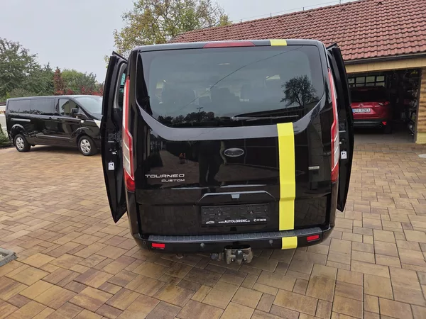 Ford Tourneo Custom 2.2 TDCI 92KW 9Mist - foto 12