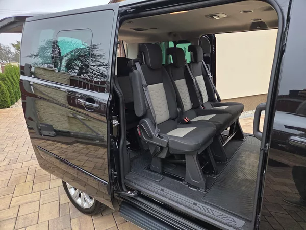 Ford Tourneo Custom 2.2 TDCI 92KW 9Mist - foto 17
