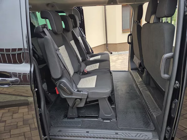 Ford Tourneo Custom 2.2 TDCI 92KW 9Mist - foto 18