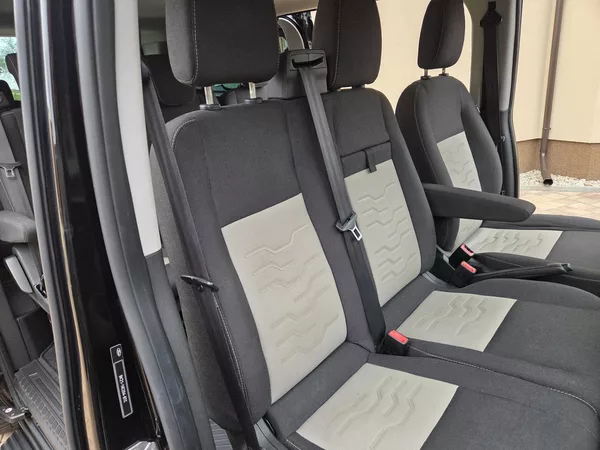 Ford Tourneo Custom 2.2 TDCI 92KW 9Mist - foto 27