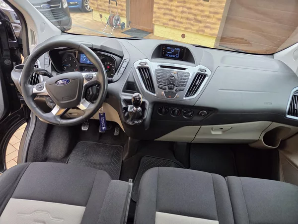 Ford Tourneo Custom 2.2 TDCI 92KW 9Mist - foto 30
