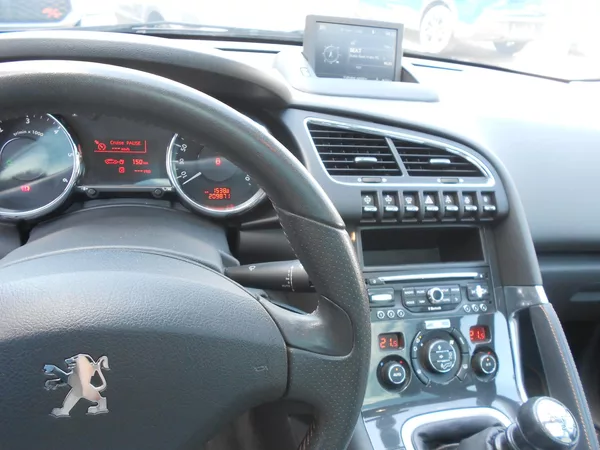 Peugeot 3008 2,0HDi NAPAPIJRI ČR MAN6 - foto 12