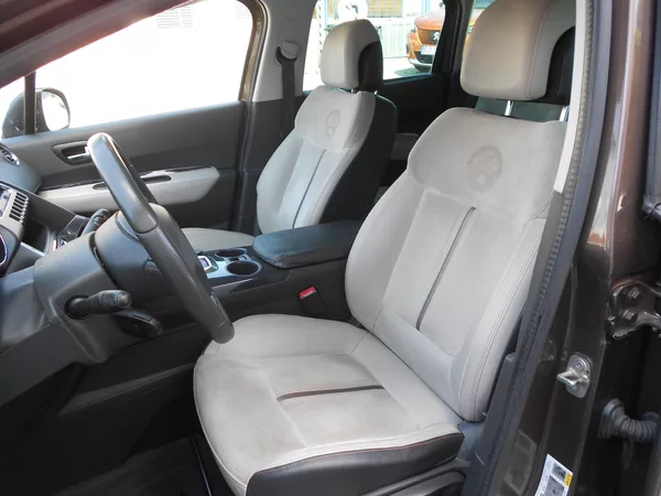 Peugeot 3008 2,0HDi NAPAPIJRI ČR MAN6 - foto 7
