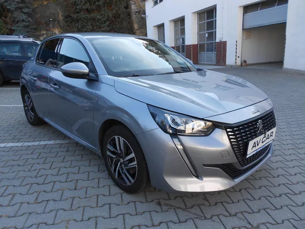 Peugeot 208 1,5HDi Allure ČR 1.maj DPH - foto 2