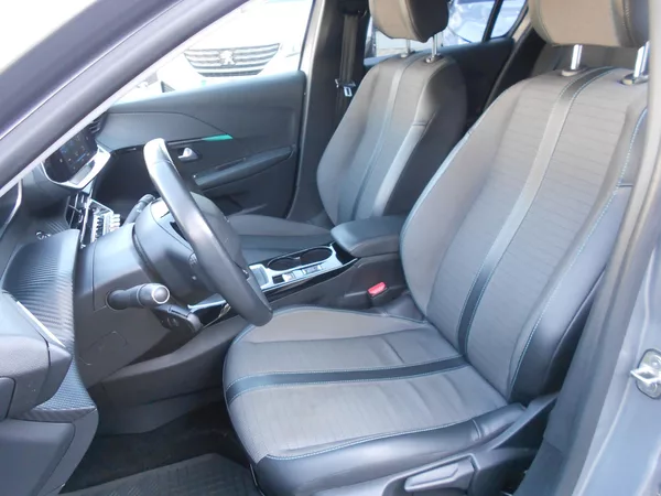 Peugeot 208 1,5HDi Allure ČR 1.maj DPH - foto 6
