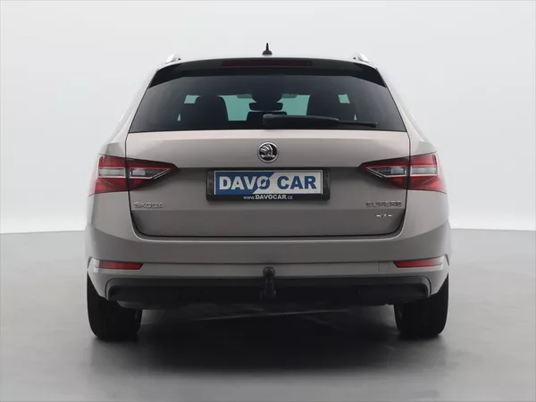 Škoda Superb 2,0 TDI 140kW 4x4 DSG Style CZ - foto 6