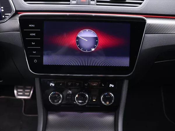 Škoda Superb 2,0 147 kW Sportline DSG DPH - foto 17