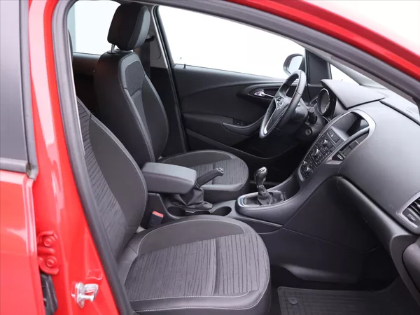 Opel Astra 1,4 T 88kW CZ Drive Serv.Kniha - foto 11