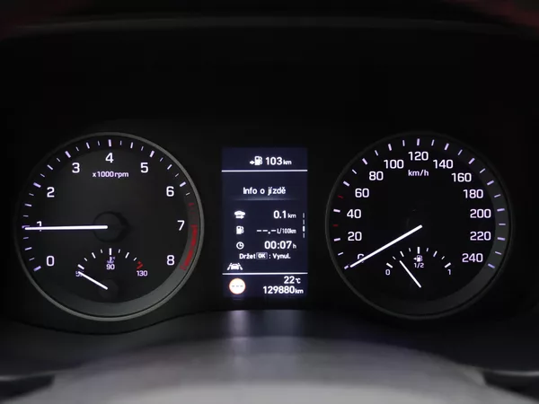 Hyundai Tucson 1,6 T-GDI 130kW 4x4 - foto 17