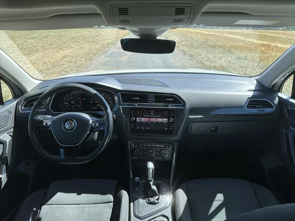Volkswagen Tiguan 1,4 TSI DSG R-line matrix virt - foto 19