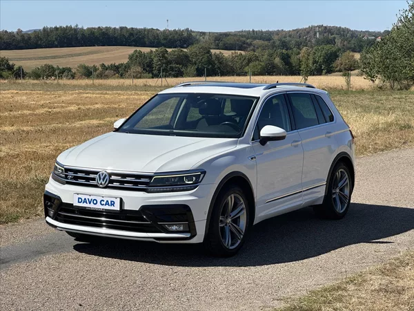 Volkswagen Tiguan 1,4 TSI DSG R-line matrix virt - foto 32