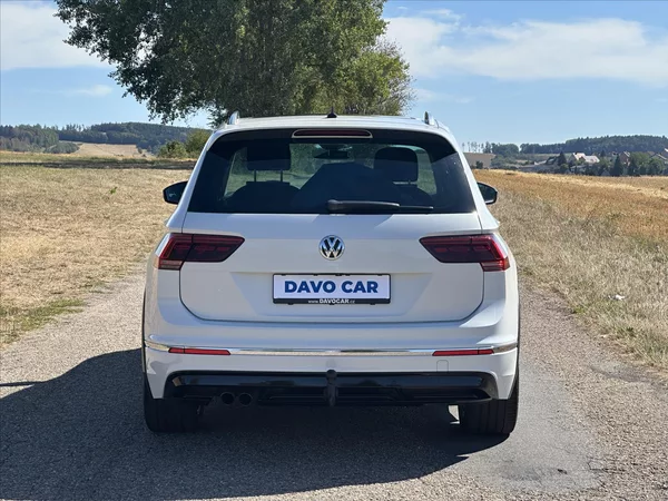 Volkswagen Tiguan 1,4 TSI DSG R-line matrix virt - foto 35