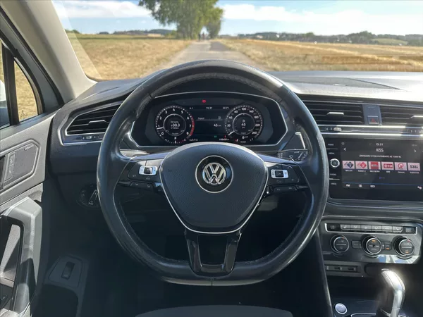 Volkswagen Tiguan 1,4 TSI DSG R-line matrix virt - foto 9