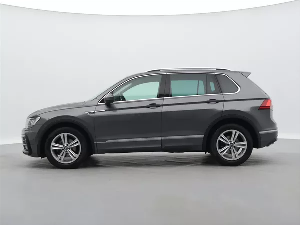 Volkswagen Tiguan 2,0 TDI 110kW DSG R-line DPH - foto 4
