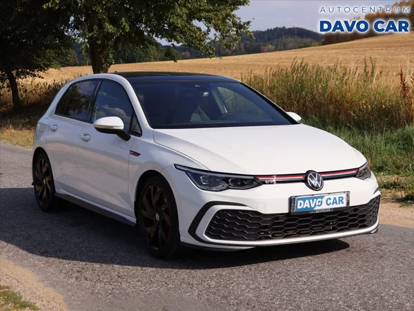 Volkswagen Golf 2,0 TSI GTI 180kW Virtual DPH