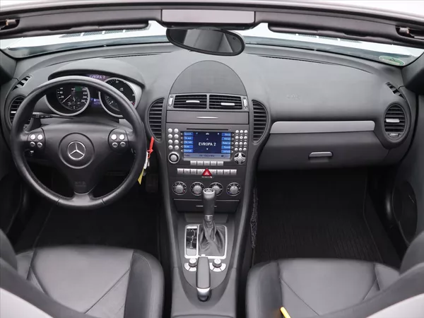 Mercedes-Benz SLK 3.5 350 V6 200kW Serv.kniha - foto 33