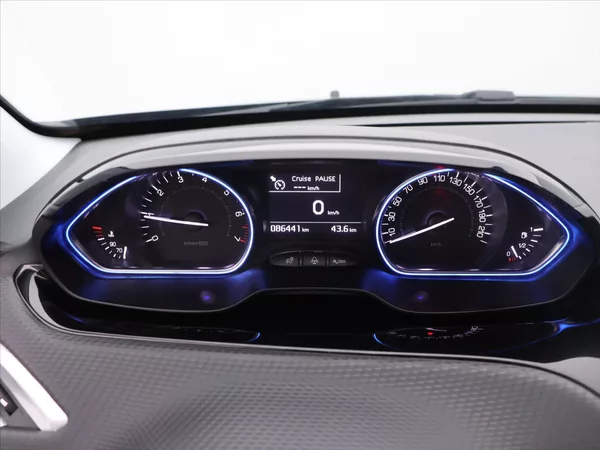 Peugeot 2008 1,2 Puretech 81kW Allure - foto 14