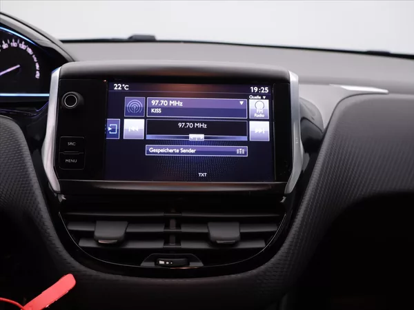 Peugeot 2008 1,2 Puretech 81kW Allure - foto 16