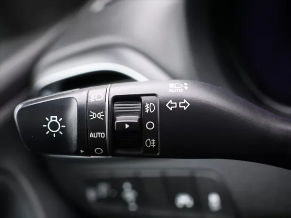 Hyundai i30 1,6 CRDi 81kW Trikolor tažné - foto 19