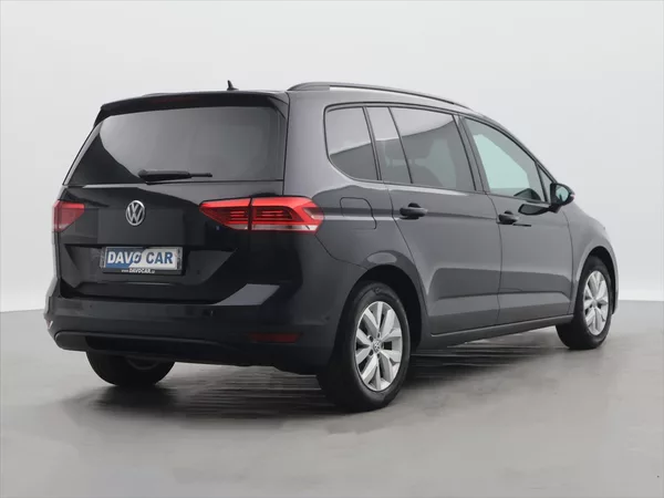Volkswagen Touran 1,5 TSI EVO 110kW HighLline - foto 7