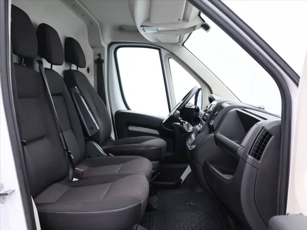 Peugeot Boxer 2,2 HDI 103 kW L4H2 DPH 1.Maj - foto 12