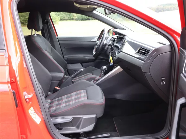 Volkswagen Polo 2,0 TSI GTI 147kW DSG LED Beat - foto 5