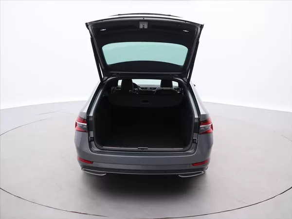 Škoda Superb 2,0 TDI 110kW DSG L&K DPH CZ - foto 9