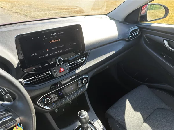Hyundai i30 1,0 T-GDI Automat CZ Smart DPH - foto 12