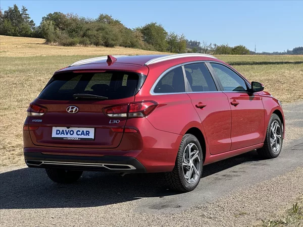 Hyundai i30 1,0 T-GDI Automat CZ Smart DPH - foto 31