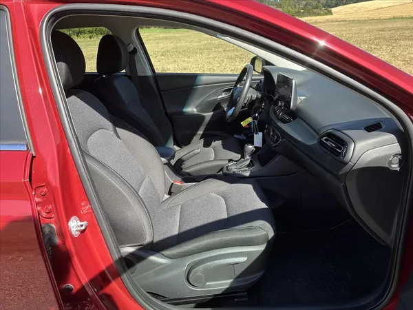 Hyundai i30 1,0 T-GDI Automat CZ Smart DPH - foto 5