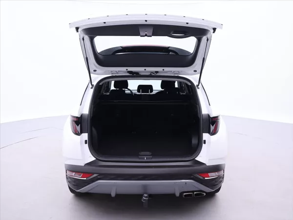 Hyundai Tucson 1,6 T-GDi 110kW Aut. CZ 1.Maj - foto 2