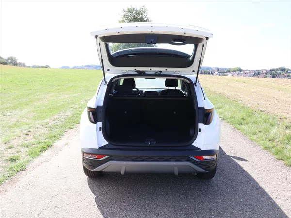 Hyundai Tucson 1,6 T-GDI 110 kW Smart DPH 1.M - foto 2