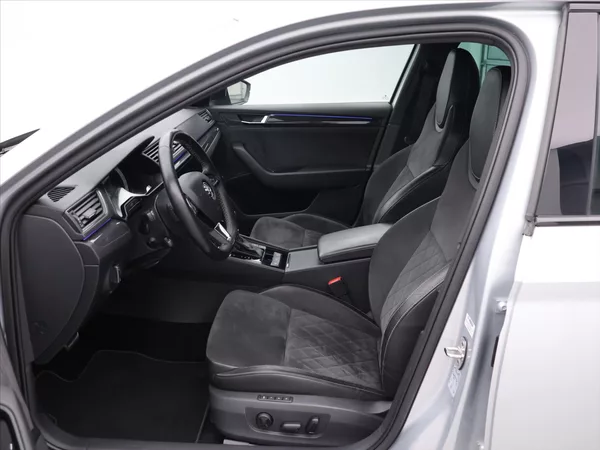 Škoda Superb 2,0 TDI 140kW Sportline Aut.kl - foto 11