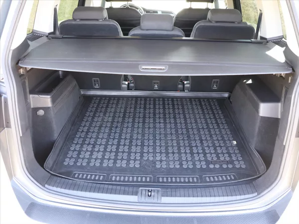 Volkswagen Touran 2,0 TDI 110kW DSG LED - foto 2